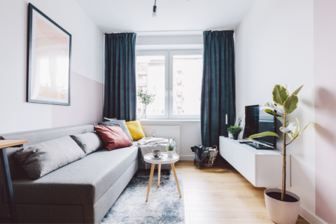 賃貸アパート　DIY　インテリア　カーテン　ラグ